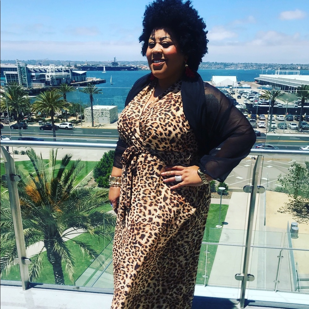 Meet your Posher, Shenea